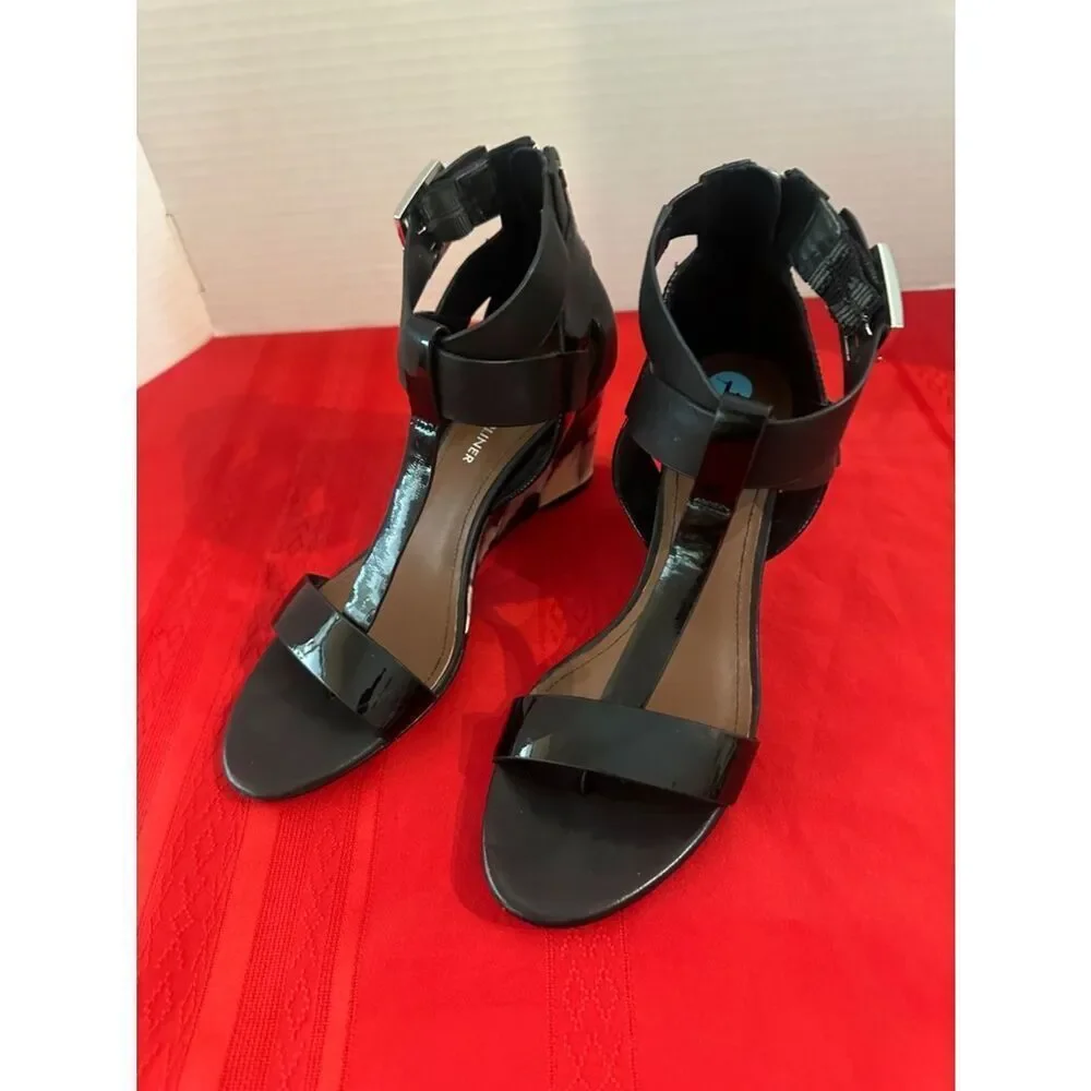Donald J. Pliner Black/White Strappy Wedge Sandals with Buckle Size 7N